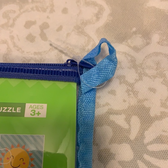 Happy go fluffy 16 piece farm jigsaw puzzle in bag - Picture 4 of 6